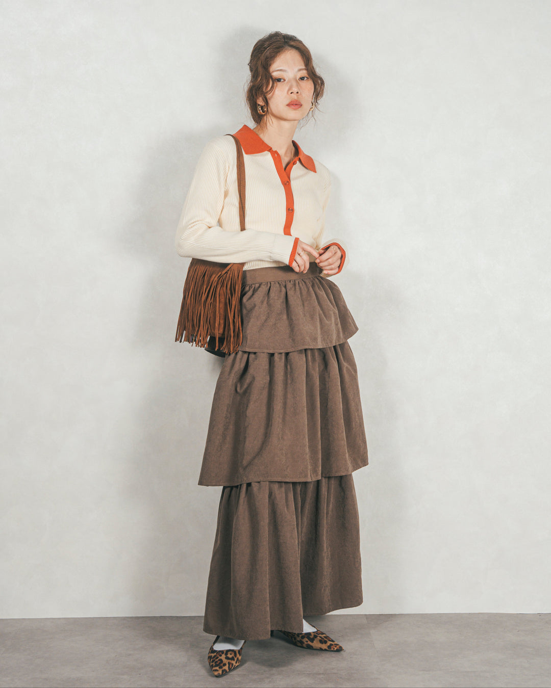 ［SET］バイカラー襟付きニットトップス+Flareティアードロングスカート（2SET）