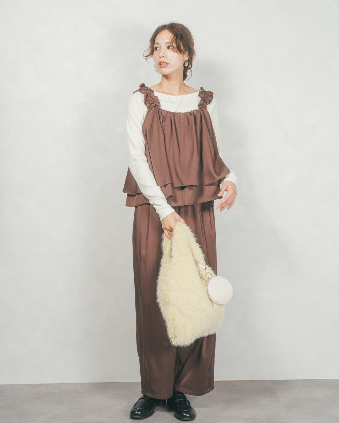 ［SET］Frillギャザービスチェ+リラックスコクーンパンツ（2SET）