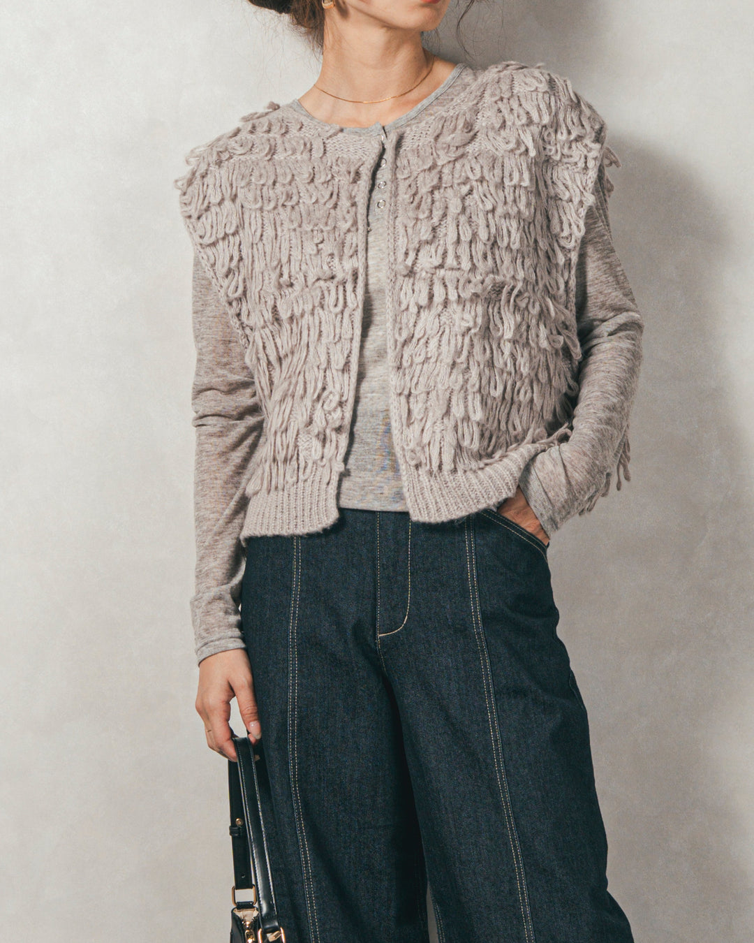 ［SET］ループ編みフリンジニットベスト+Sheerリブヘンリーネックトップス+センターシーム リラックスカラーデニム（3SET）