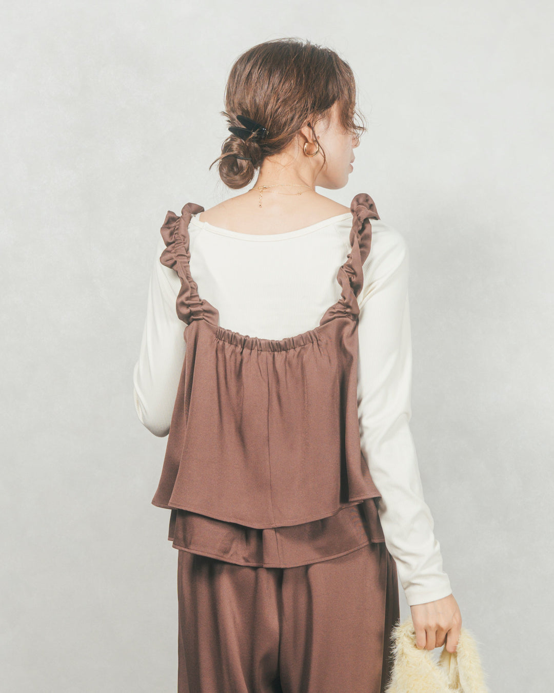Frillギャザービスチェ (BROWN)