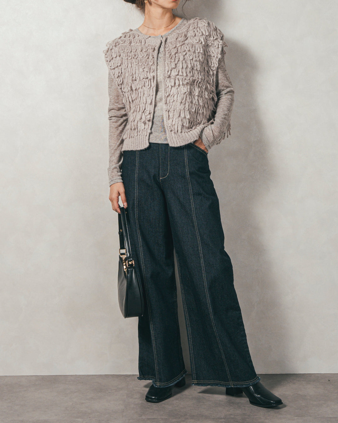 ［SET］ループ編みフリンジニットベスト+Sheerリブヘンリーネックトップス+センターシーム リラックスカラーデニム（3SET）