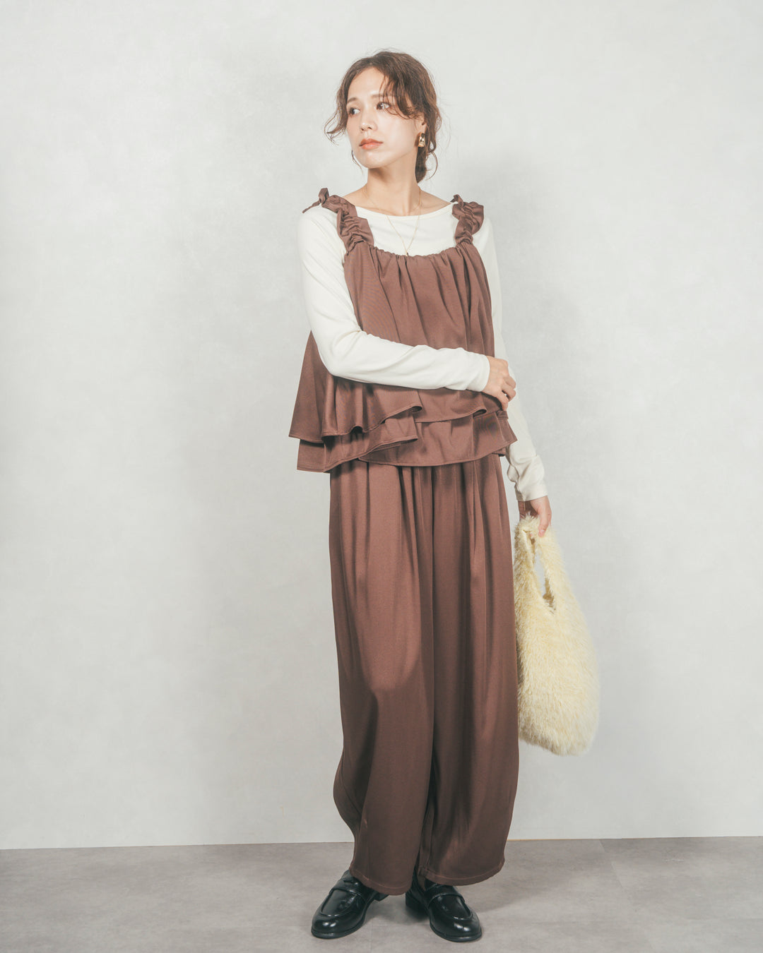 ［SET］Frillギャザービスチェ+リラックスコクーンパンツ（2SET）
