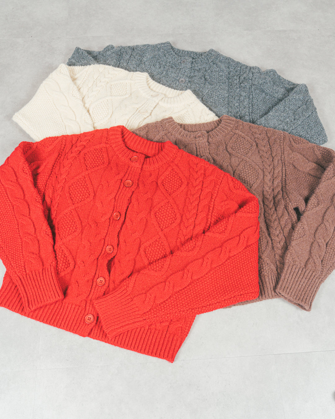 ［SET］ケーブルKnitクルーカーディガン+Relaxストライプパンツ