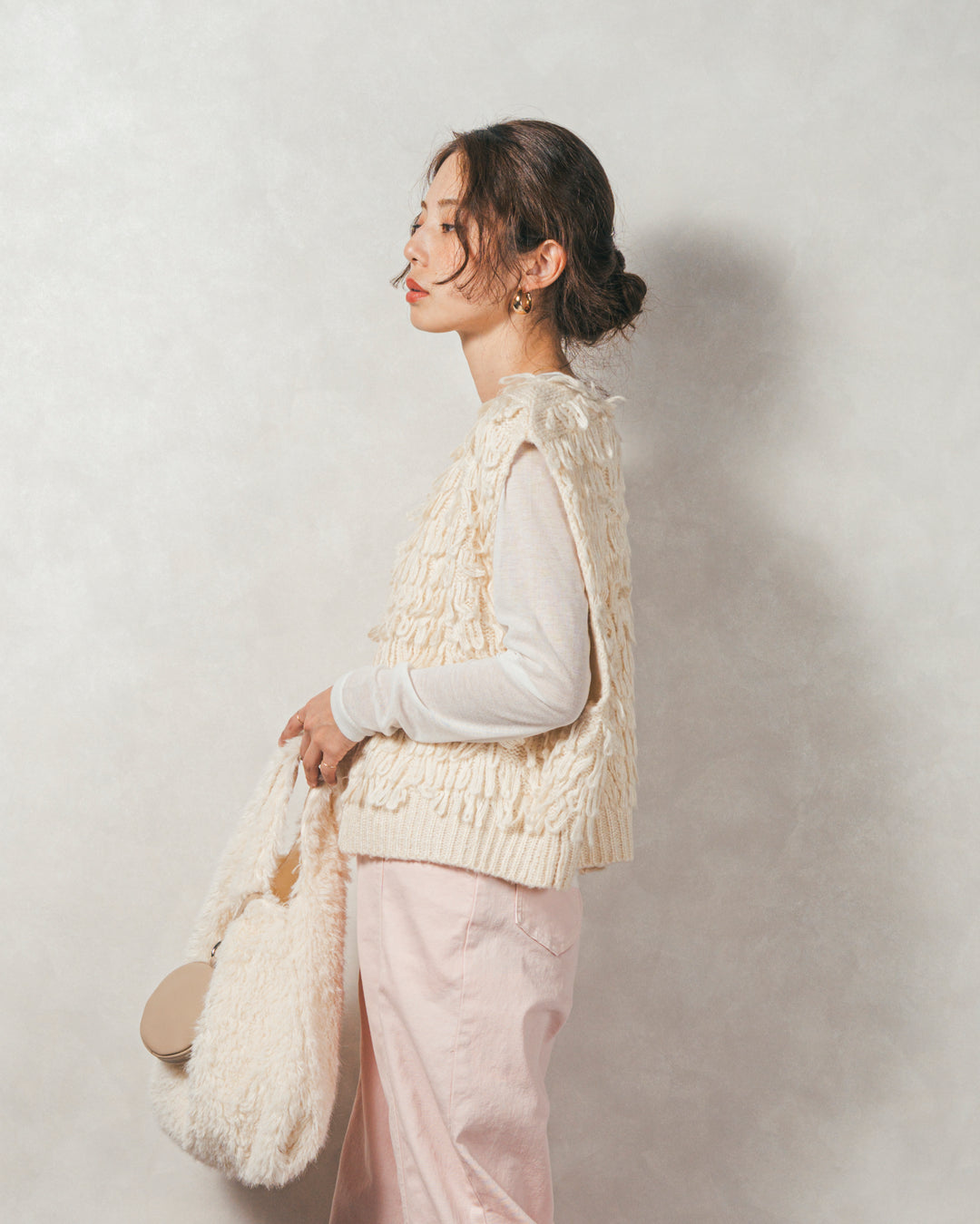 ［SET］ループ編みフリンジニットベスト+Sheerリブヘンリーネックトップス+センターシーム リラックスカラーデニム（3SET）