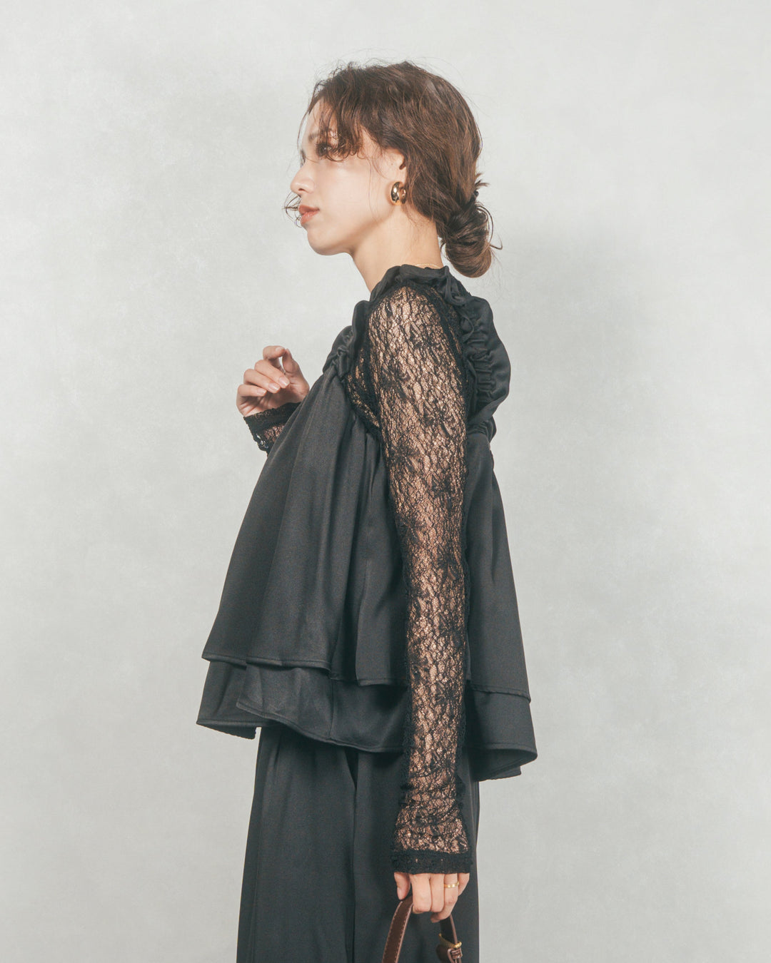 Frillギャザービスチェ (BLACK)