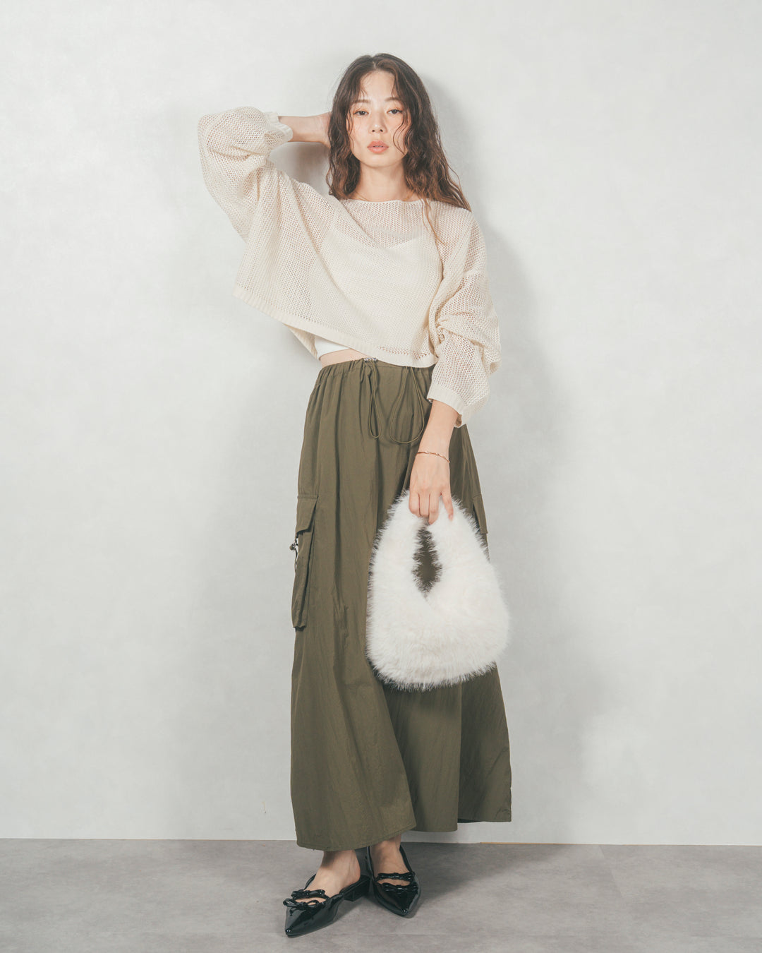 ドローストリングナイロンカーゴスカート (KHAKI)