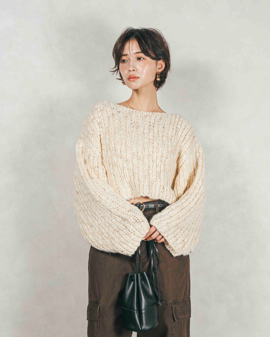 ［SET］ボリュームチャンキースラブ クロップドニット+ピグメントツイルカーゴパンツ（2SET）