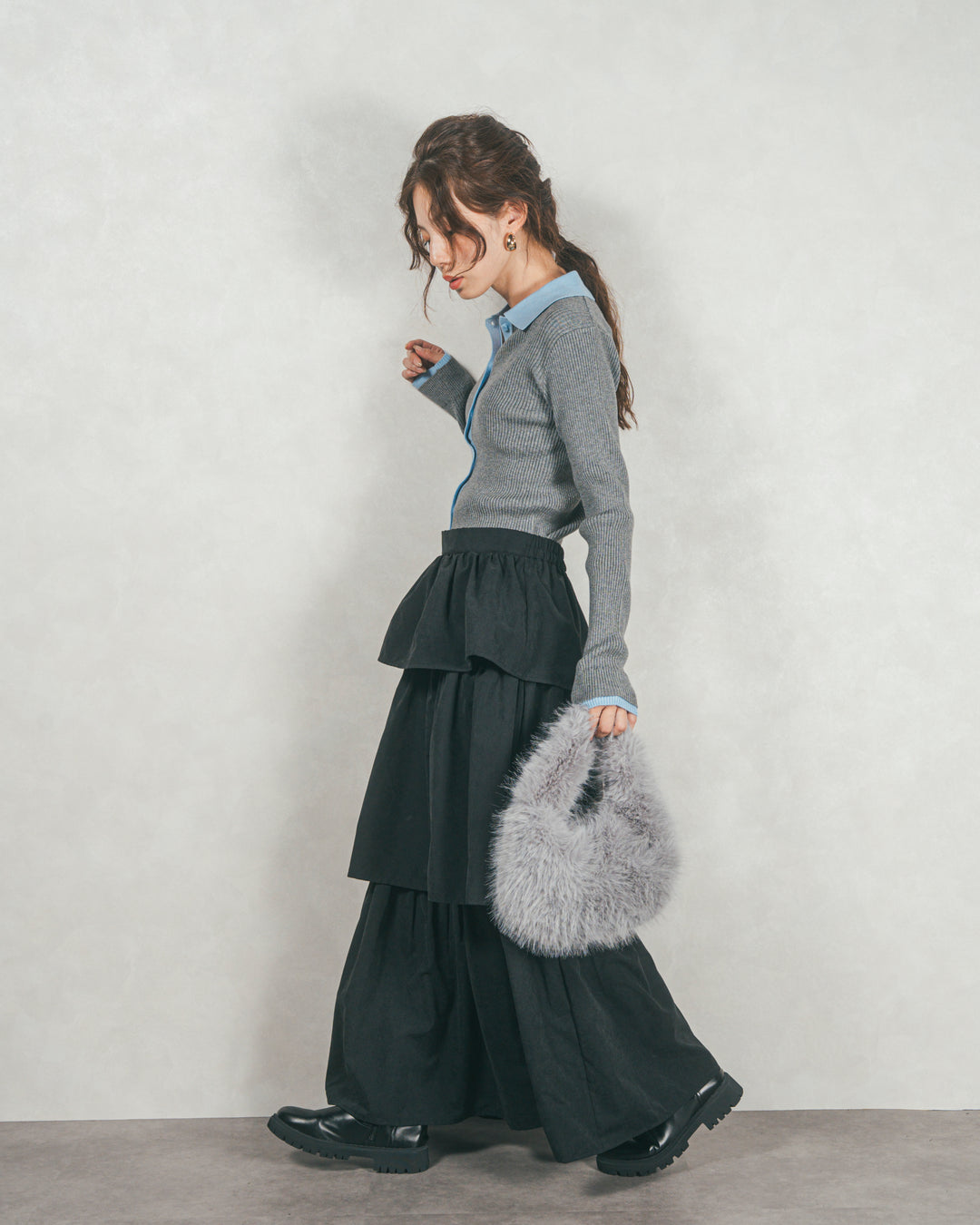 バイカラー襟付きニットトップス (GRAY x LIGHT BLUE)