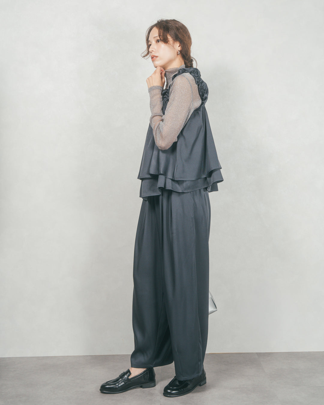 リラックスコクーンパンツ (CHARCOAL)