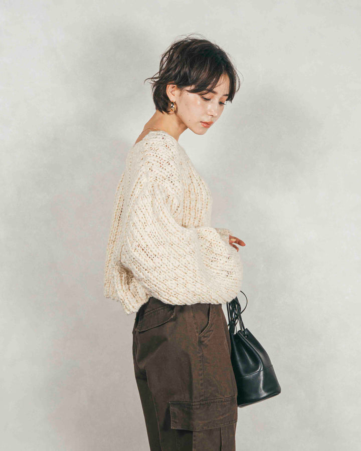 ［SET］ボリュームチャンキースラブ クロップドニット+ピグメントツイルカーゴパンツ（2SET）