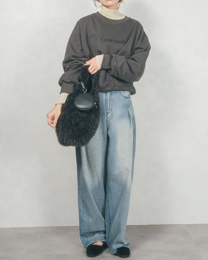 ［SET］フロントシリコンLogoスウェット+ラメSheerハイネックトップス+ワイドTuckイージーデニム