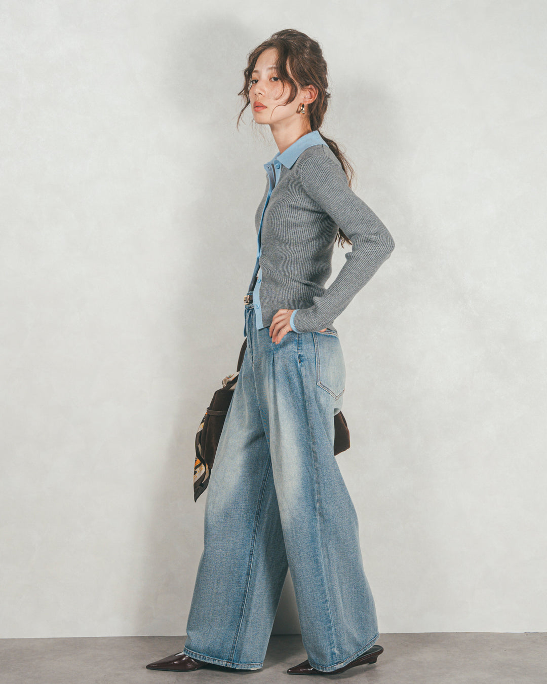 ［SET］バイカラー襟付きニットトップス+ワイドTuckイージーデニム