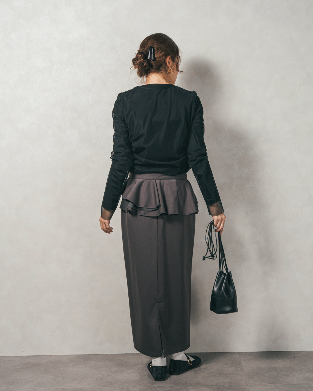 ［SET］【2枚SET】チュールshirringトップス&リブトップス+Multi-Way ライトポンチペプラムスカート（2SET）