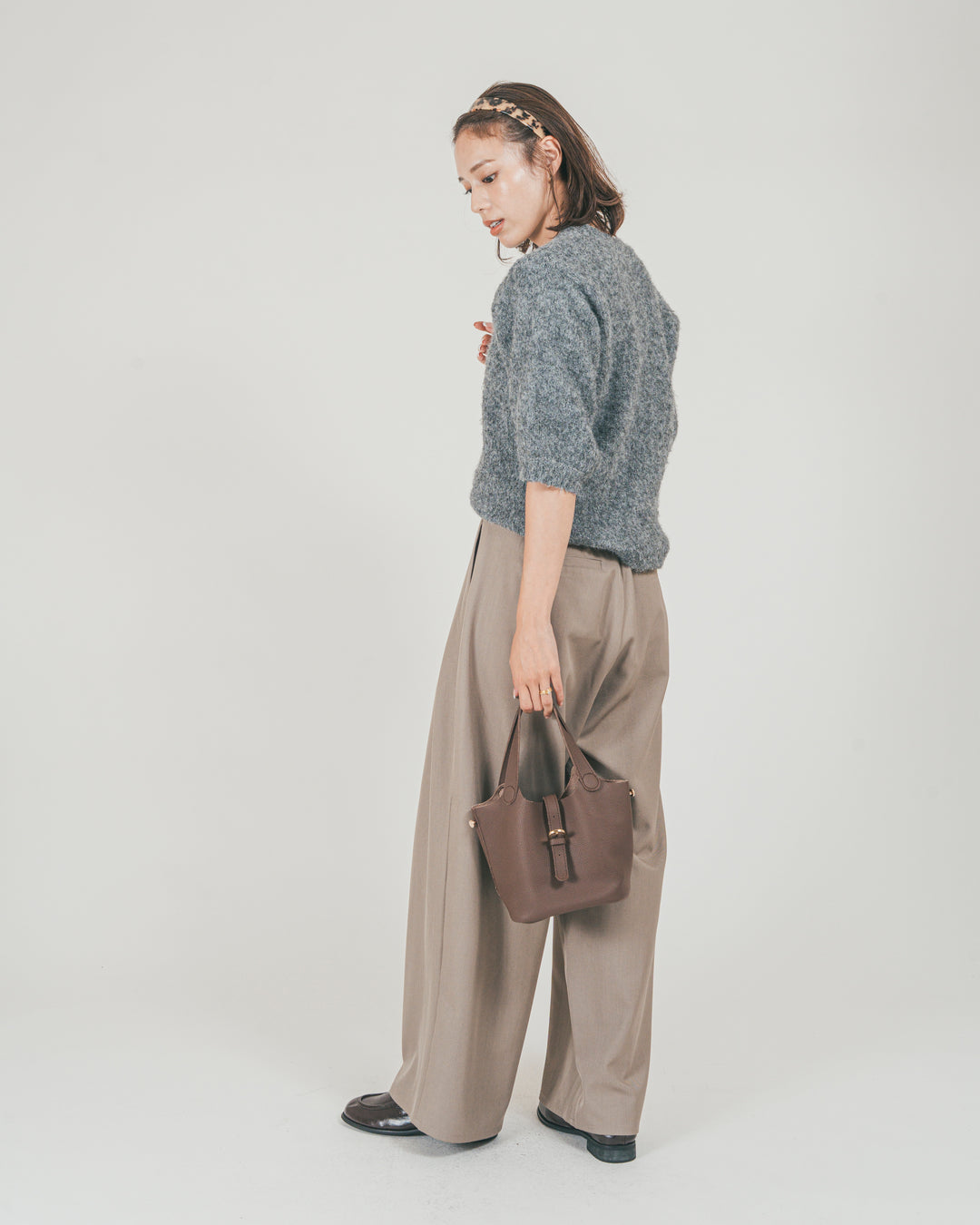 ［SET］フェザータッチハーフスリーブニット + ダブルタック ハイウエストワイドパンツ（2SET）