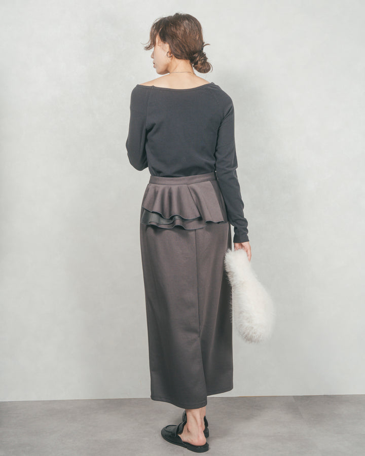 ［SET］3-Way すっきり見えオフショルトップス+Multi-Way ライトポンチペプラムスカート（2SET）