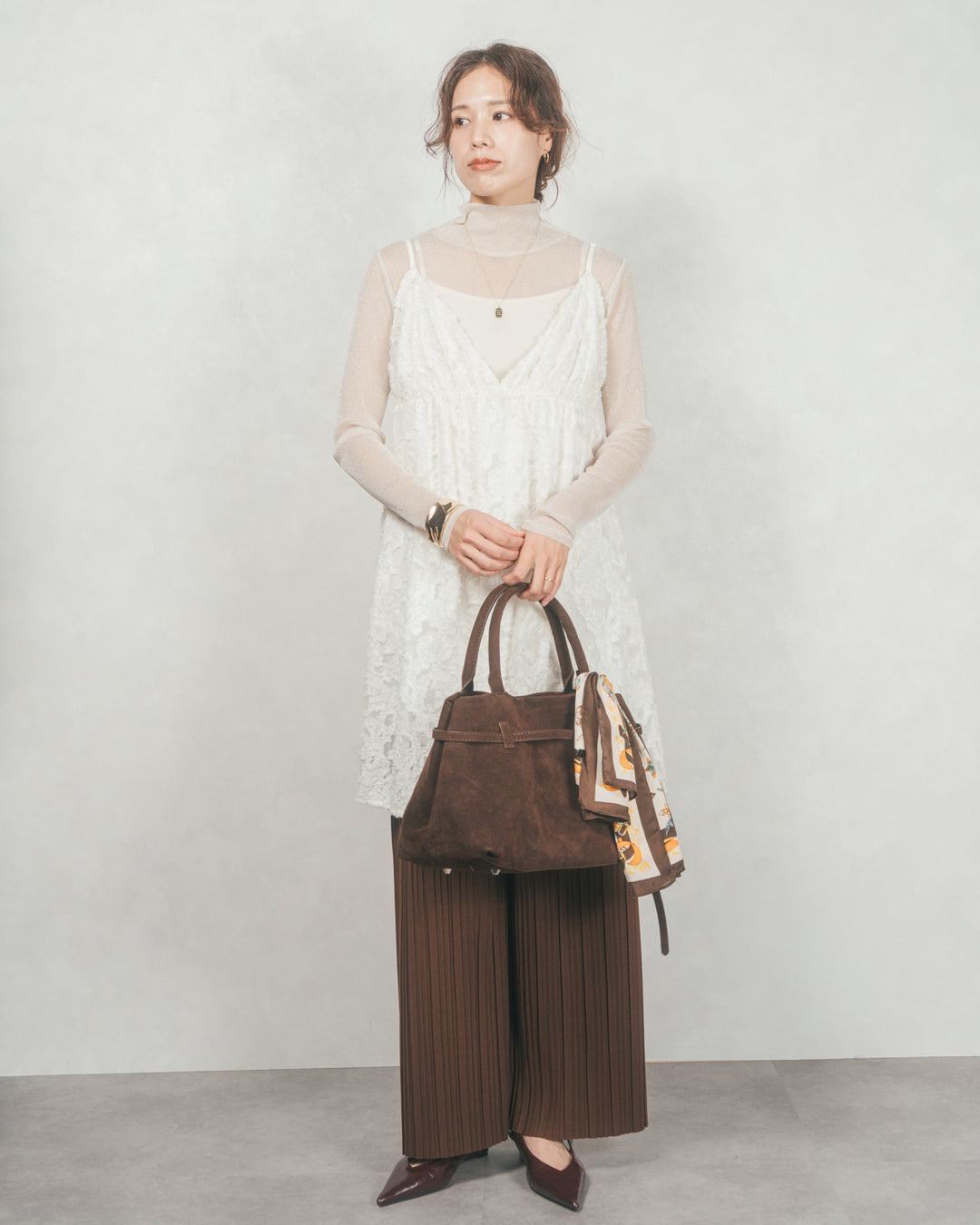 プリーツNarrowストレートパンツ (BROWN)