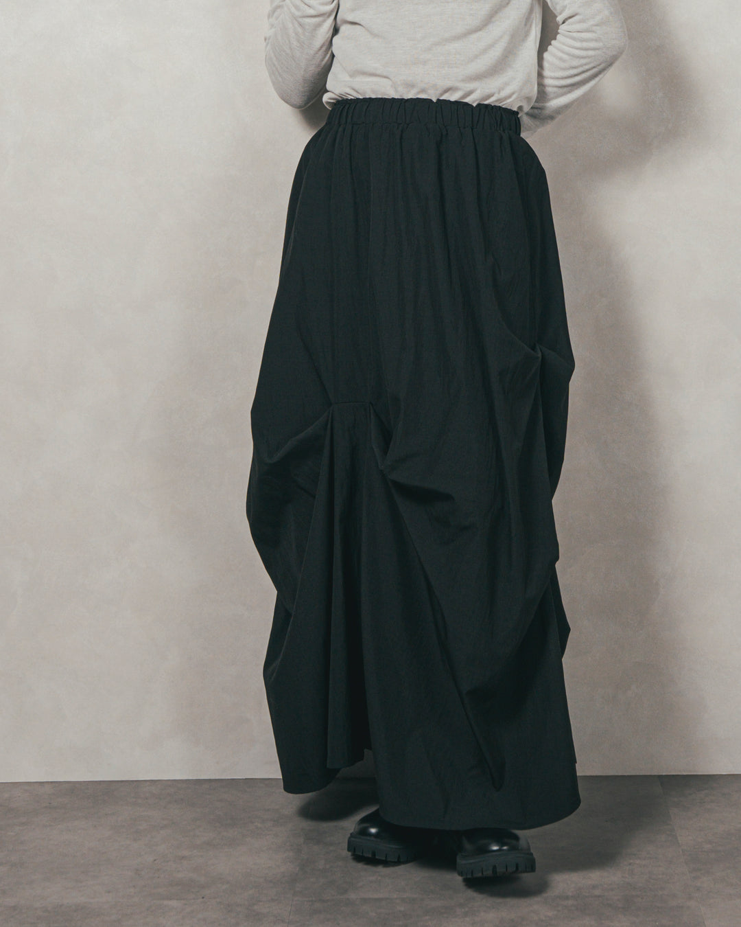 ［SET］フロントフリルメランジニットカーデ+ヴィンテージブロードランダムタックスカート（2SET）