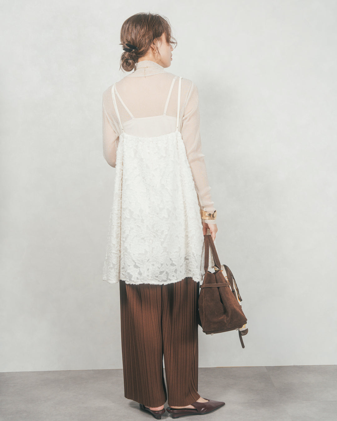 プリーツNarrowストレートパンツ (BROWN)