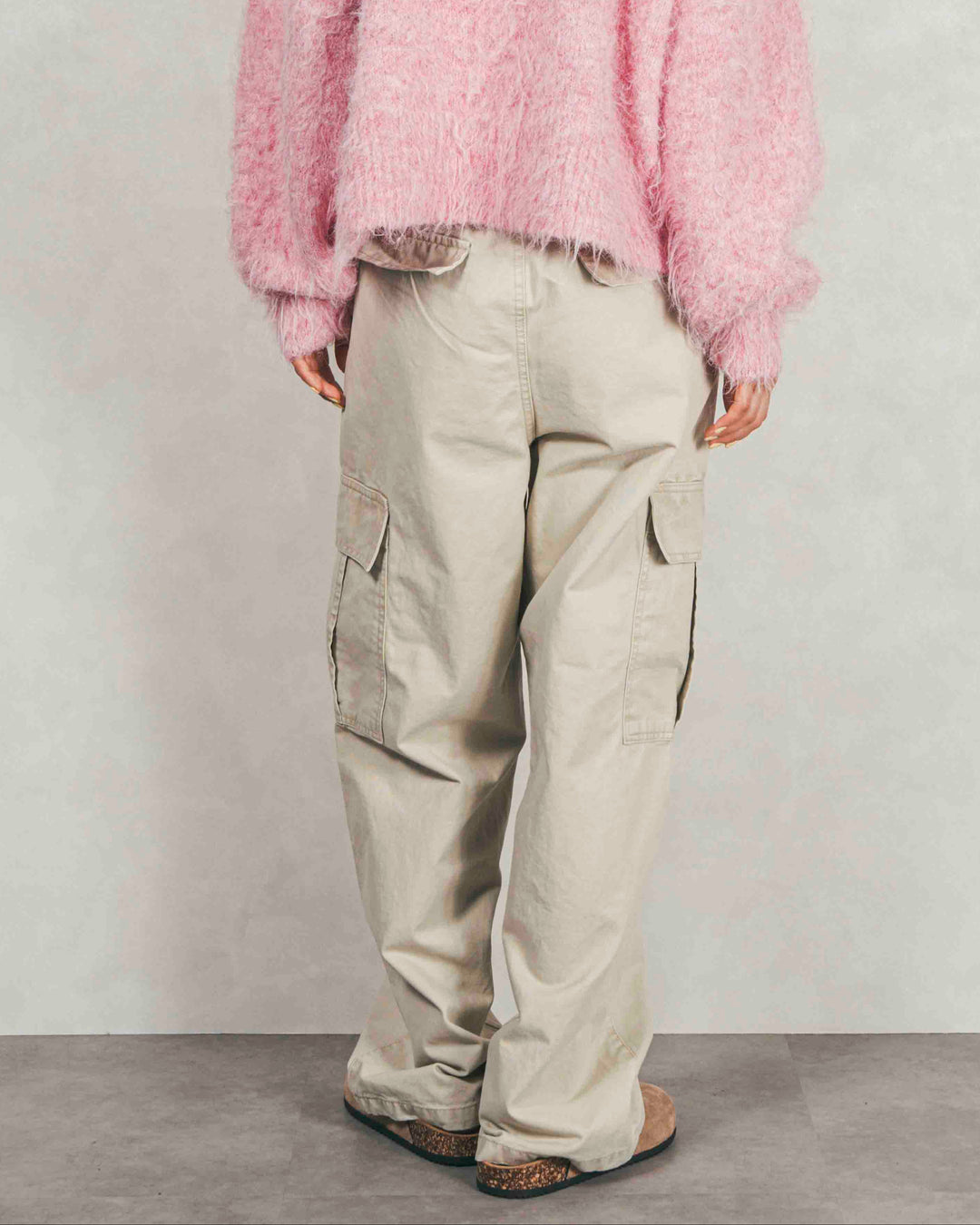ピグメントツイルカーゴパンツ (IVORY)