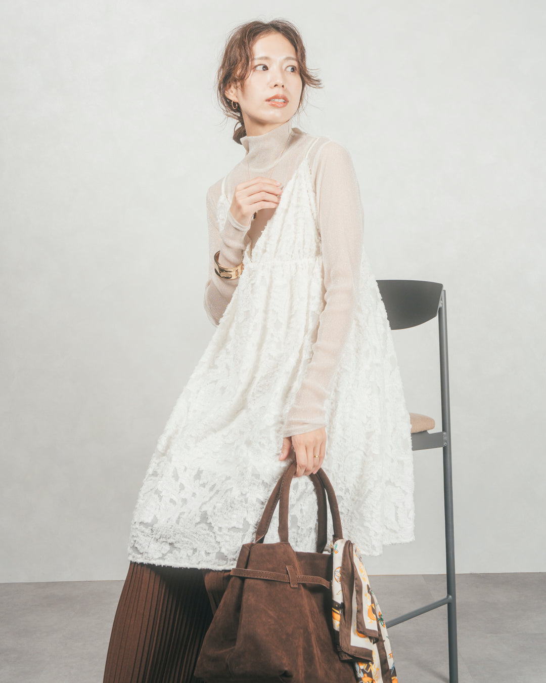 プリーツNarrowストレートパンツ (BROWN)