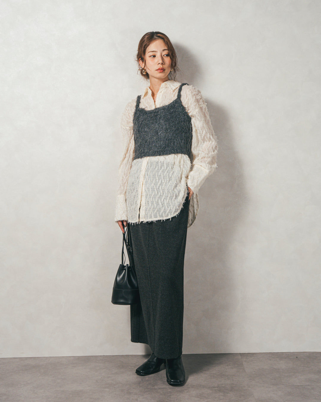 ［SET］フェザータッチシアーオーバーシャツ+モヘアタッチKnitビスチェ+Smoothニットソー Narrowスカート（3SET）