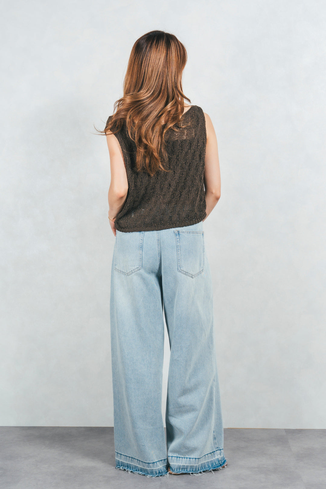 透かし編みクロップドニットベスト (BROWN)