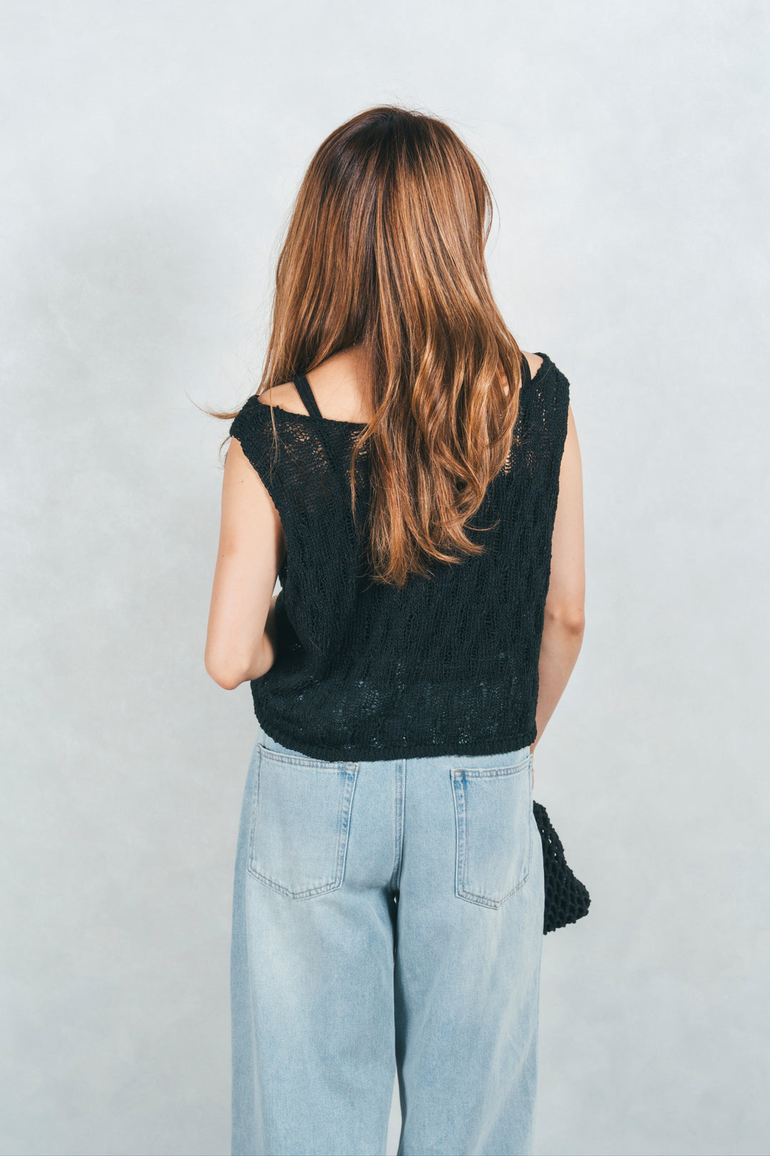 透かし編みクロップドニットベスト (BLACK)