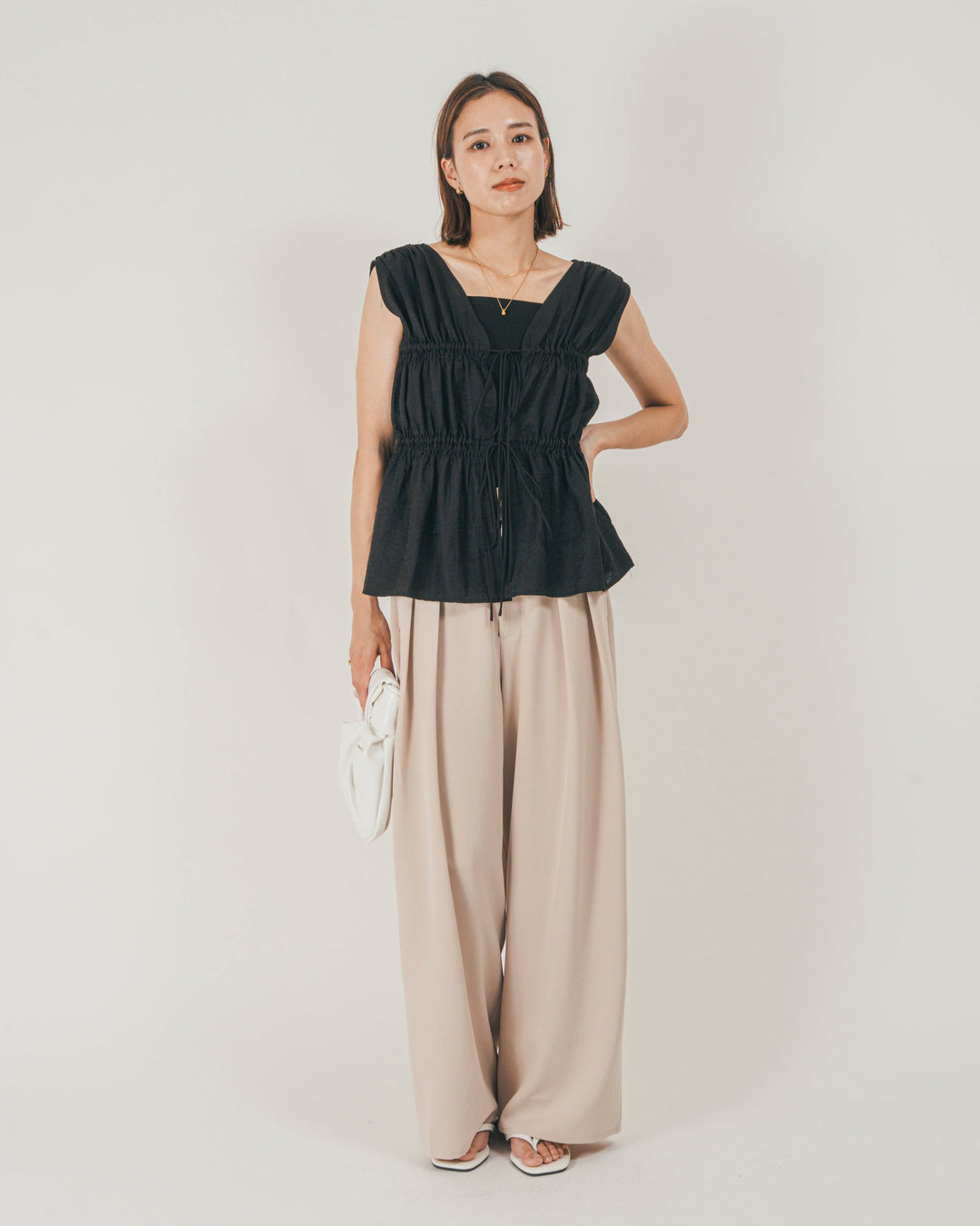 ［SET］リネンタッチShirringリボンブラウス + クレープデシン タックワイドパンツ（2SET）