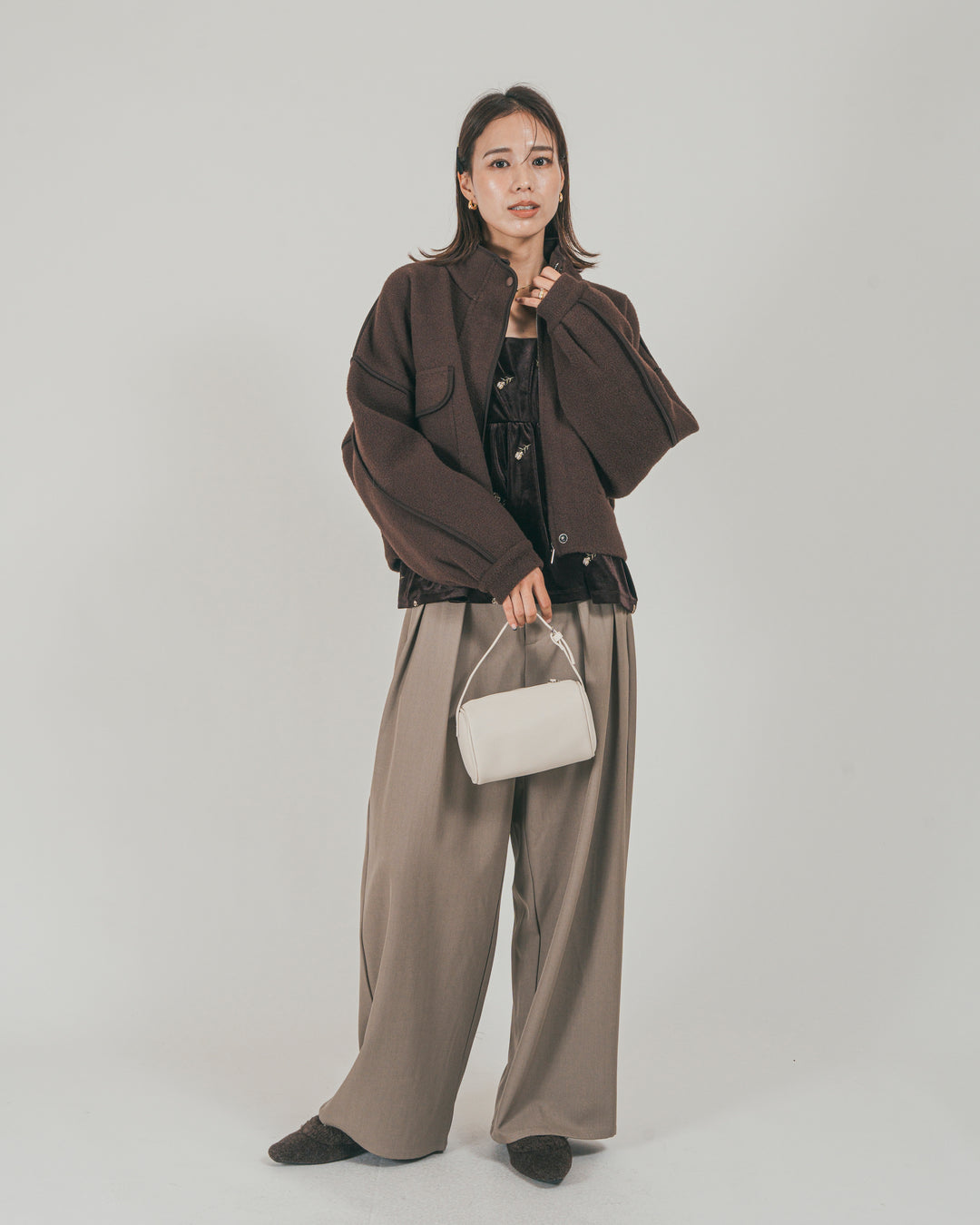 ［SET］Softショートニットブルゾン + ダブルタック ハイウエストワイドパンツ（2SET）