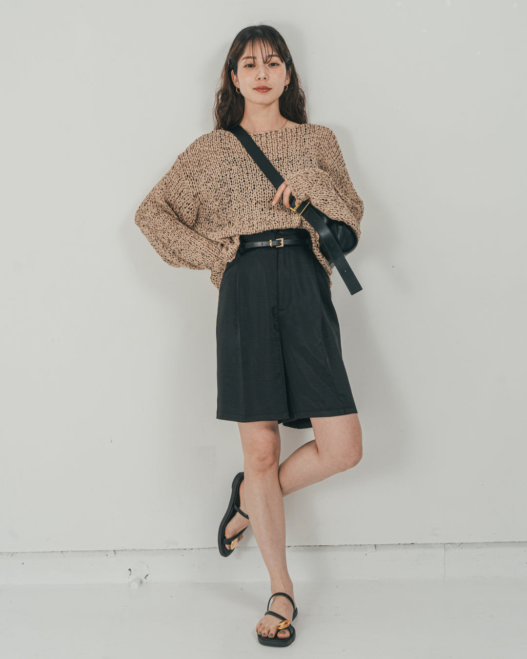 ［SET］エアリールーズオーバーニット + Vintageサテン　ハーフパンツ（2SET）