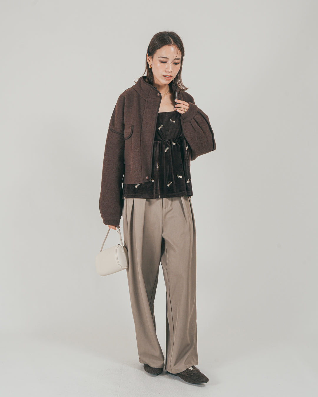 ［SET］Softショートニットブルゾン + ダブルタック ハイウエストワイドパンツ（2SET）
