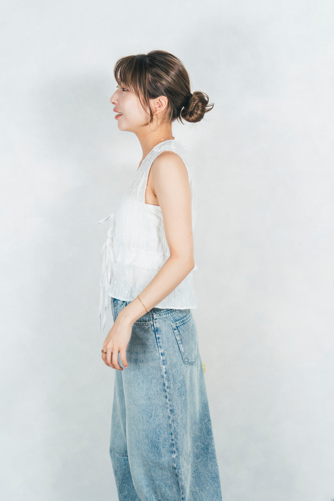 フロントリボンシャーリングトップス (OFF WHITE)