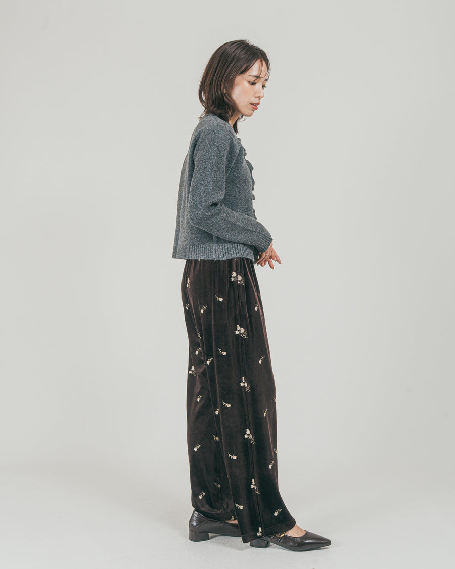 ［SET］フロントフリルメランジニットカーデ + Flower刺繍 ベロアパンツ（2SET）