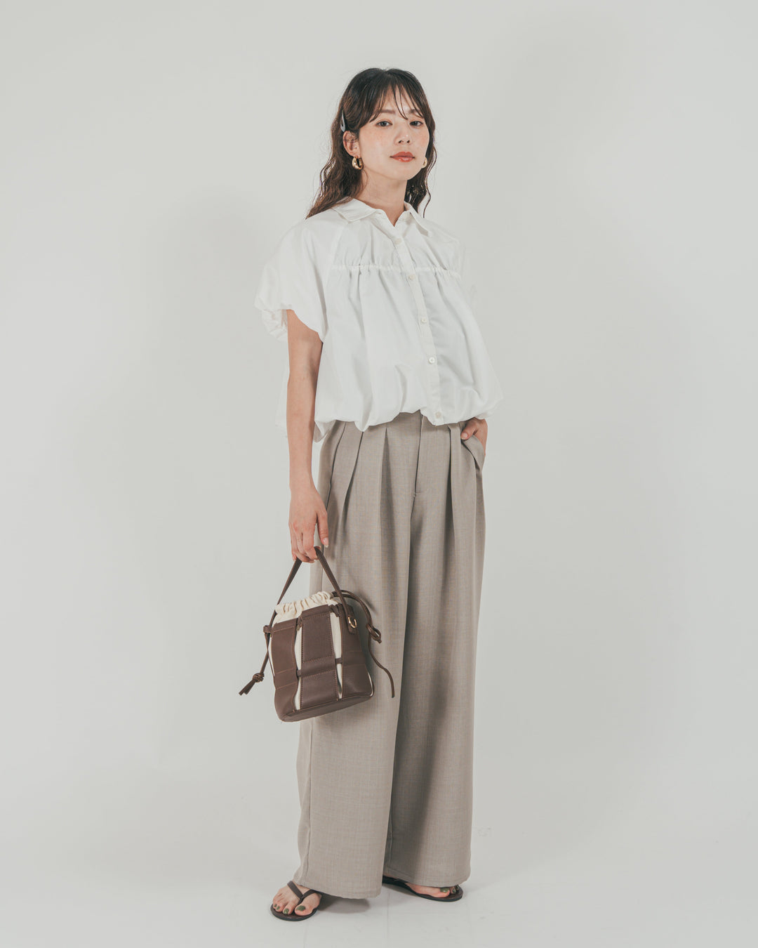 ［SET］バルーンShirringハーフスリーブシャツ + スラブTweedタックワイドパンツ（2SET）
