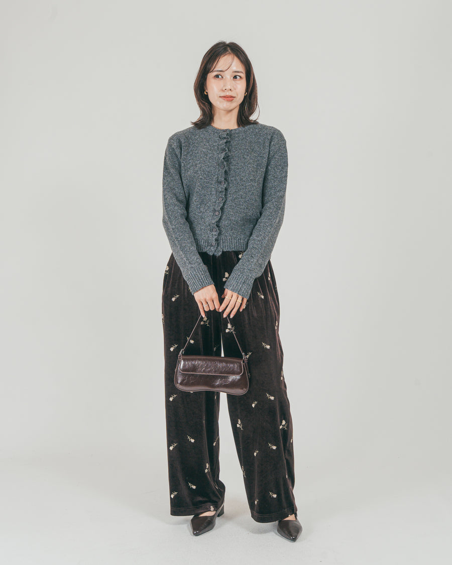 ［SET］フロントフリルメランジニットカーデ + Flower刺繍 ベロアパンツ（2SET）