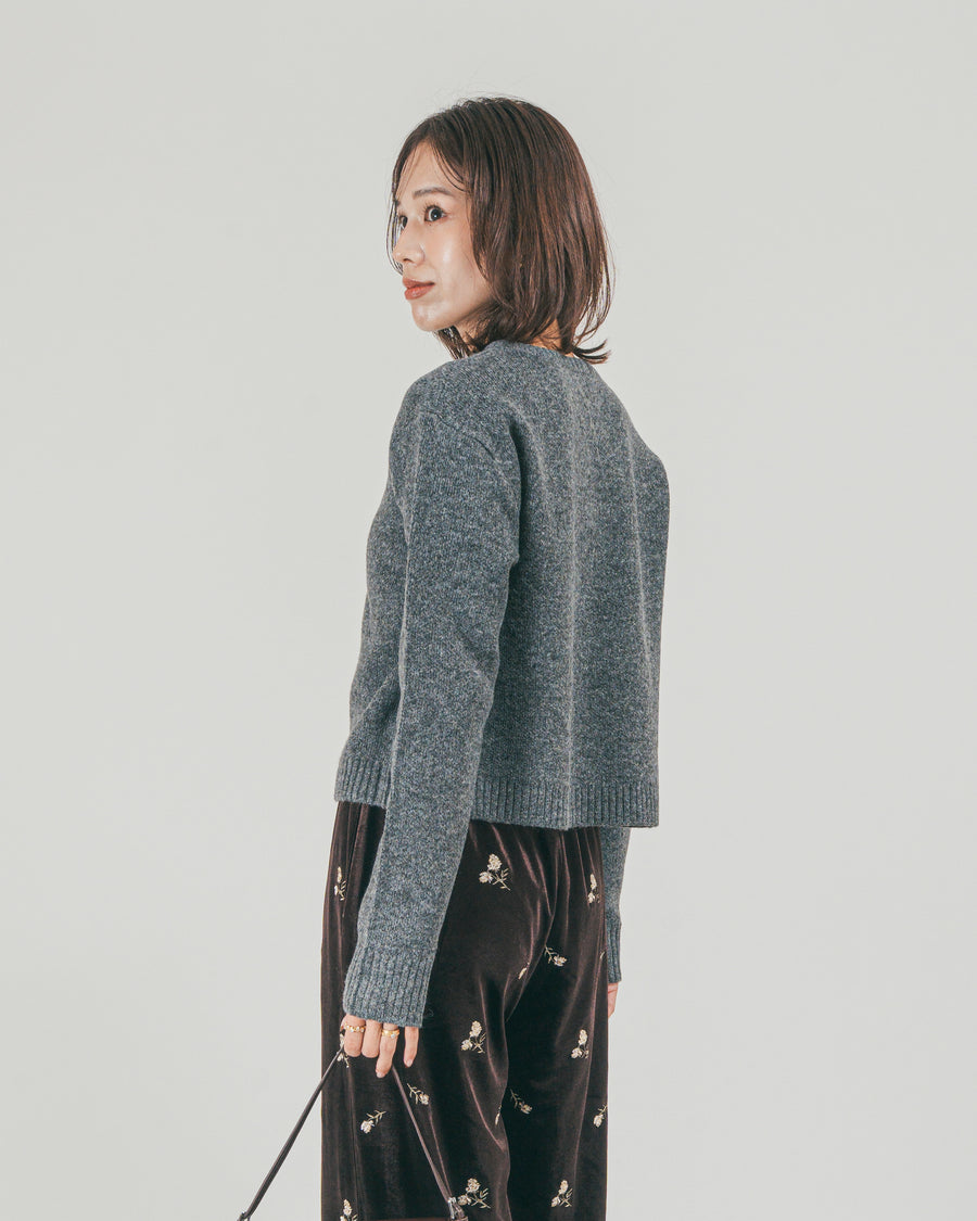［SET］フロントフリルメランジニットカーデ + Flower刺繍 ベロアパンツ（2SET）