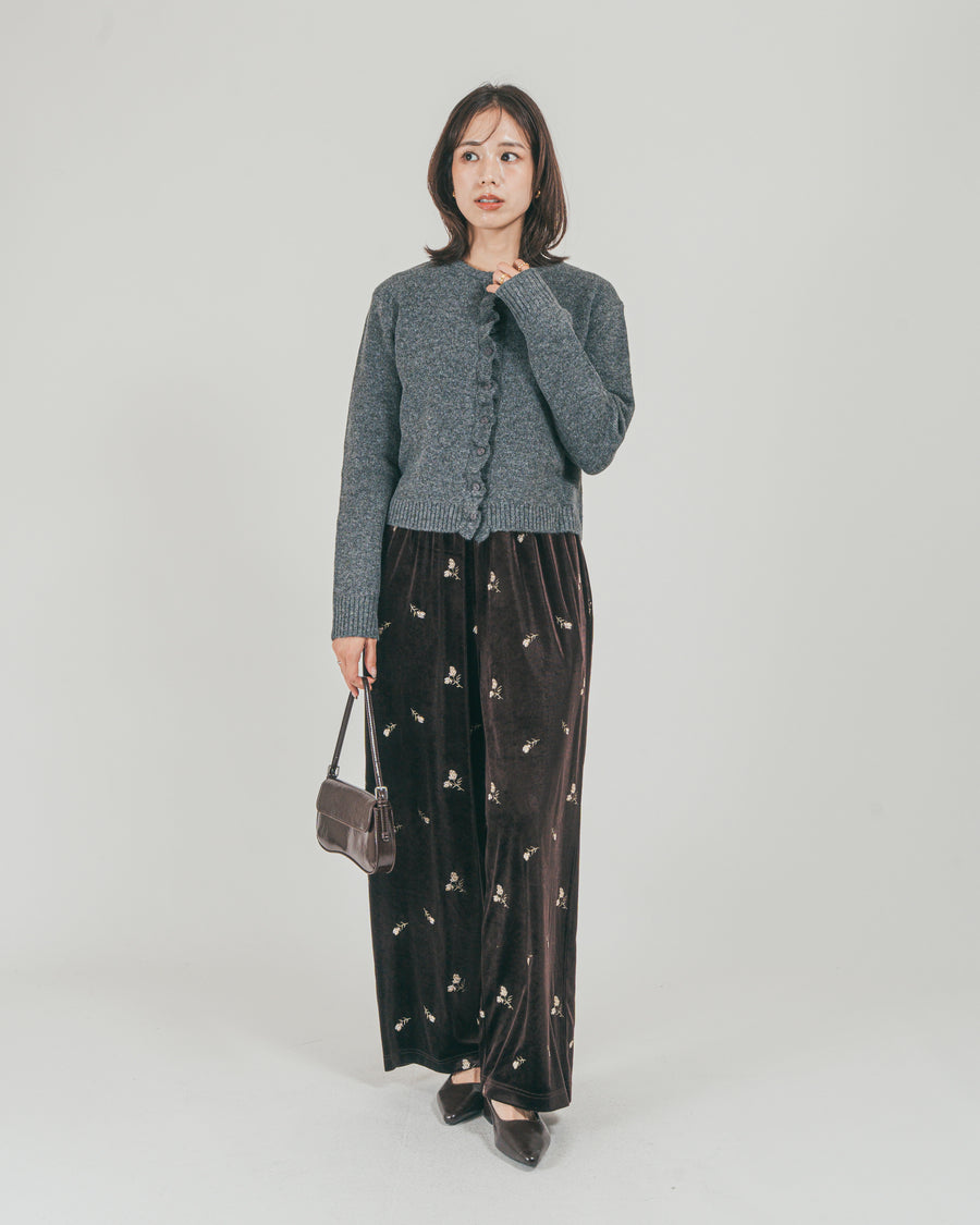 ［SET］フロントフリルメランジニットカーデ + Flower刺繍 ベロアパンツ（2SET）