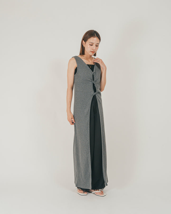 ［SET］フロントデザインジレワンピ + サテン裾レース Relaxパンツ（2SET）