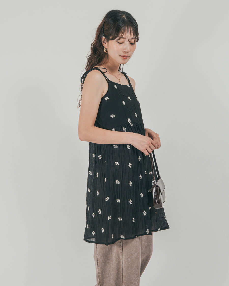 ［SET］ショルダーリボン刺繍Veilキャミ + 10oz サイドタック リラックスデニムパンツ（2SET）