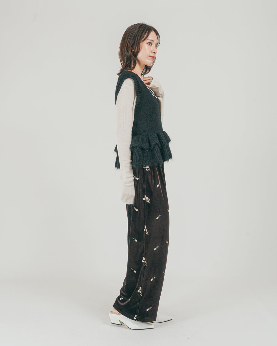 ［SET］2Way モヘアダブルFrillベスト + Flower刺繍 ベロアパンツ（2SET）