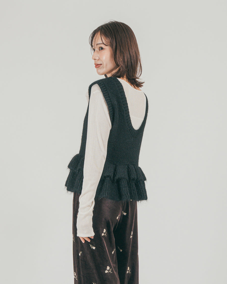 ［SET］2Way モヘアダブルFrillベスト + Flower刺繍 ベロアパンツ（2SET）