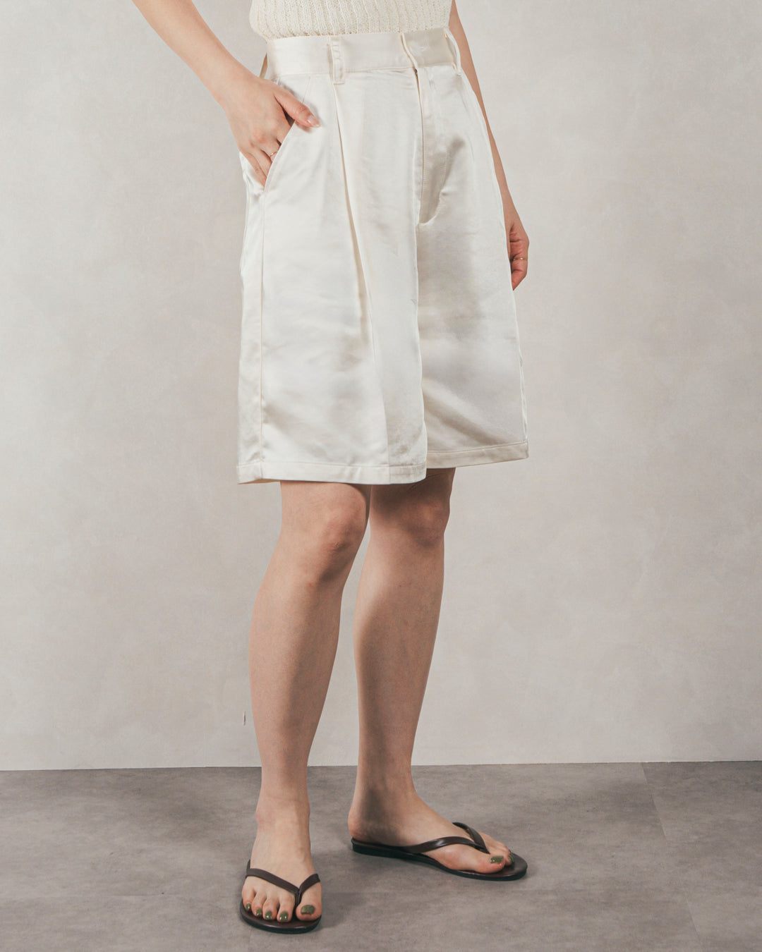 ［SET］Blockレース　フーディーブラウス + Vintageサテンハーフパンツ（2SET）