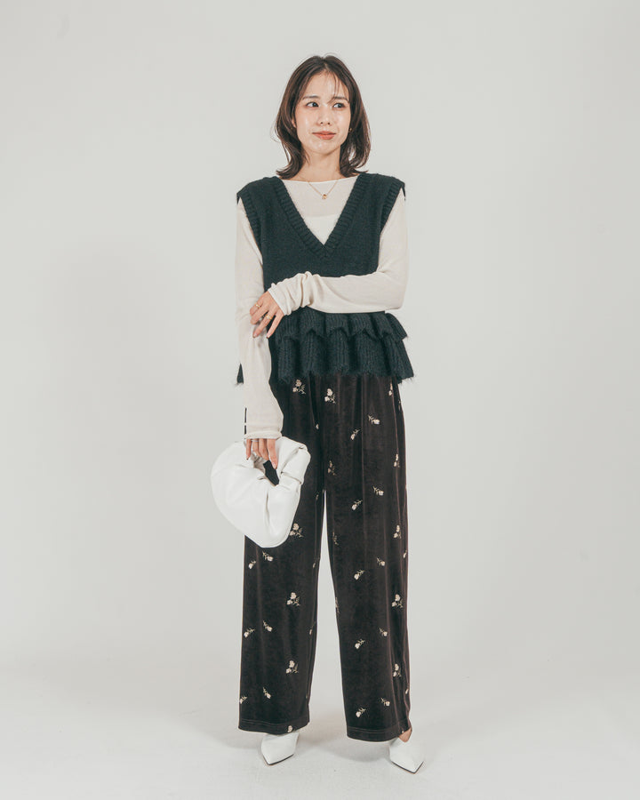 ［SET］2Way モヘアダブルFrillベスト + Flower刺繍 ベロアパンツ（2SET）