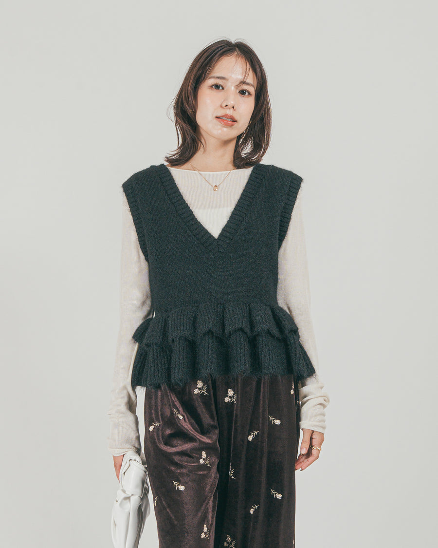 ［SET］2Way モヘアダブルFrillベスト + Flower刺繍 ベロアパンツ（2SET）