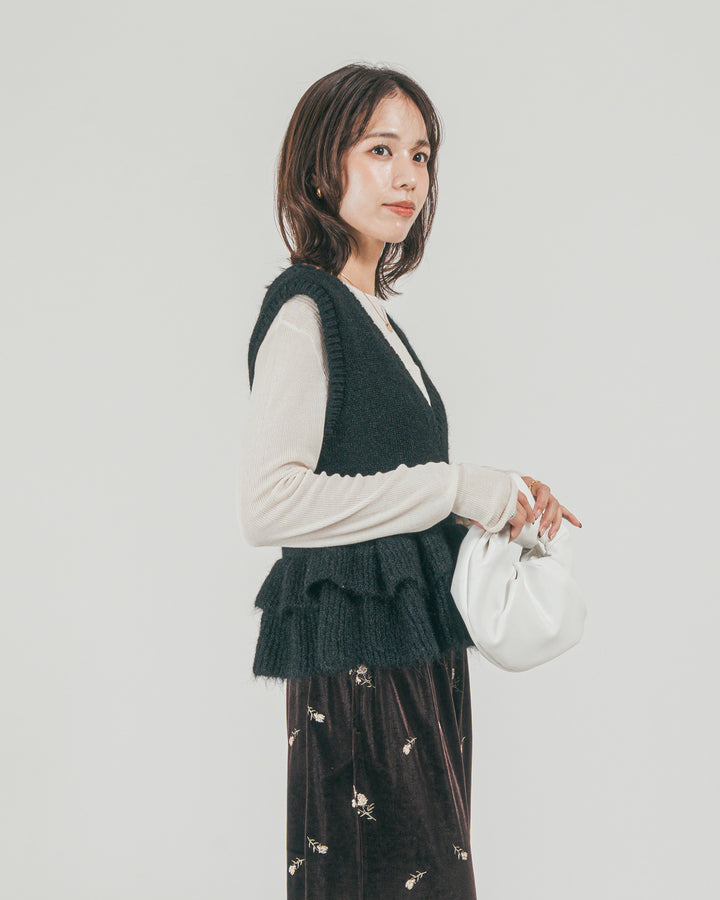［SET］2Way モヘアダブルFrillベスト + Flower刺繍 ベロアパンツ（2SET）