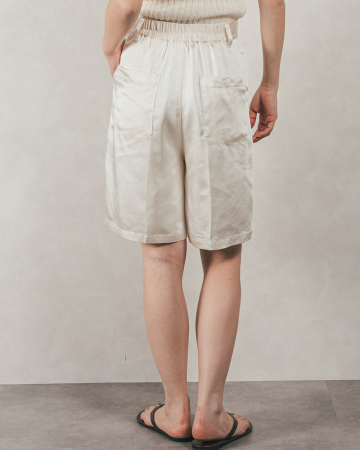 ［SET］Blockレース　フーディーブラウス + Vintageサテンハーフパンツ（2SET）