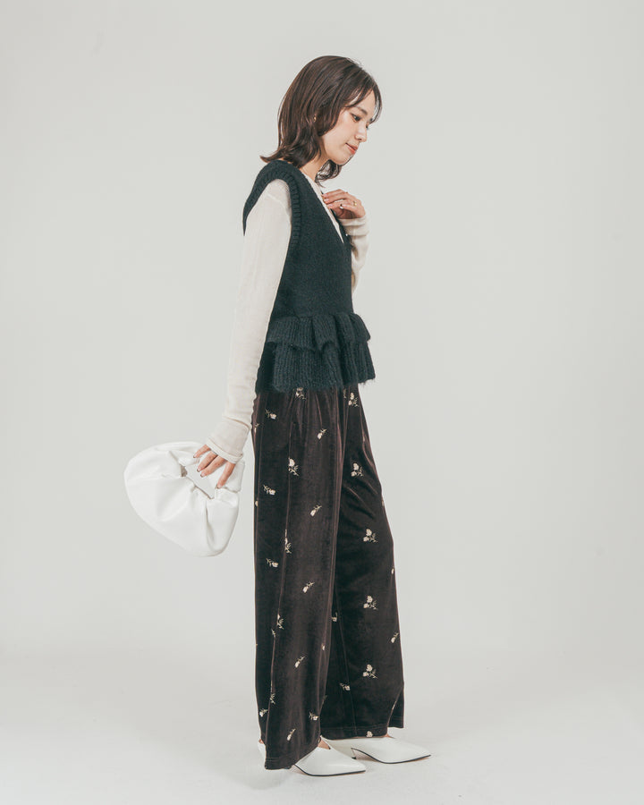 ［SET］2Way モヘアダブルFrillベスト + Flower刺繍 ベロアパンツ（2SET）