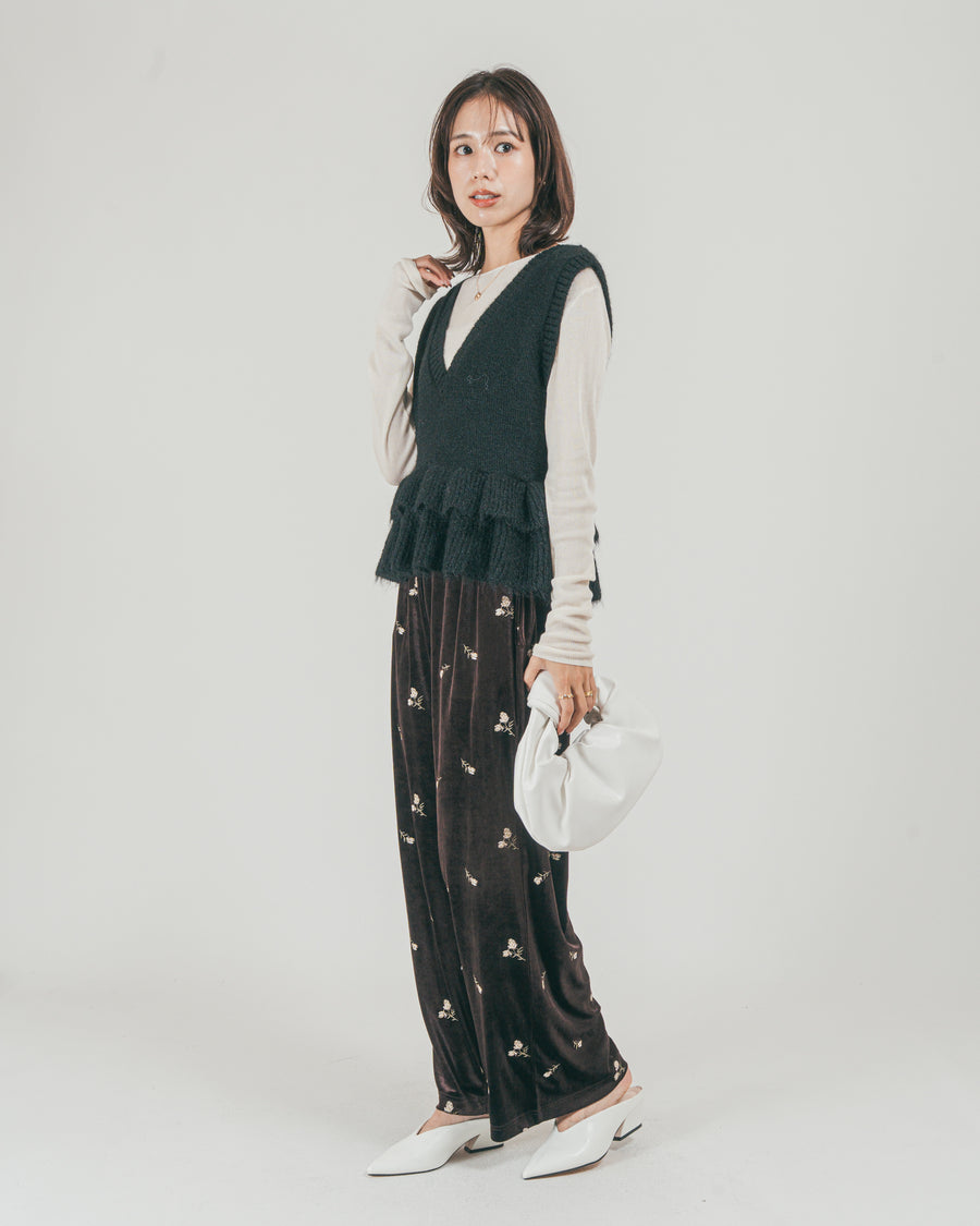 ［SET］2Way モヘアダブルFrillベスト + Flower刺繍 ベロアパンツ（2SET）