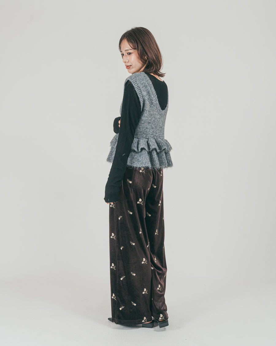 ［SET］2Way モヘアダブルFrillベスト + Flower刺繍 ベロアパンツ（2SET）