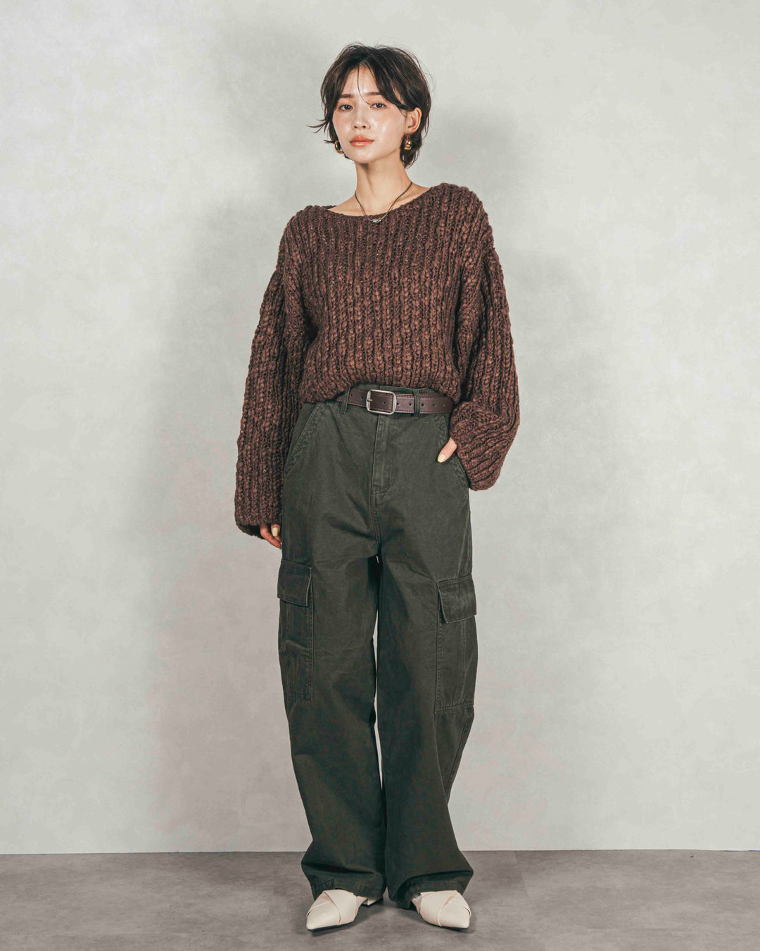 ［SET］ボリュームチャンキースラブ クロップドニット+ピグメントツイルカーゴパンツ（2SET）